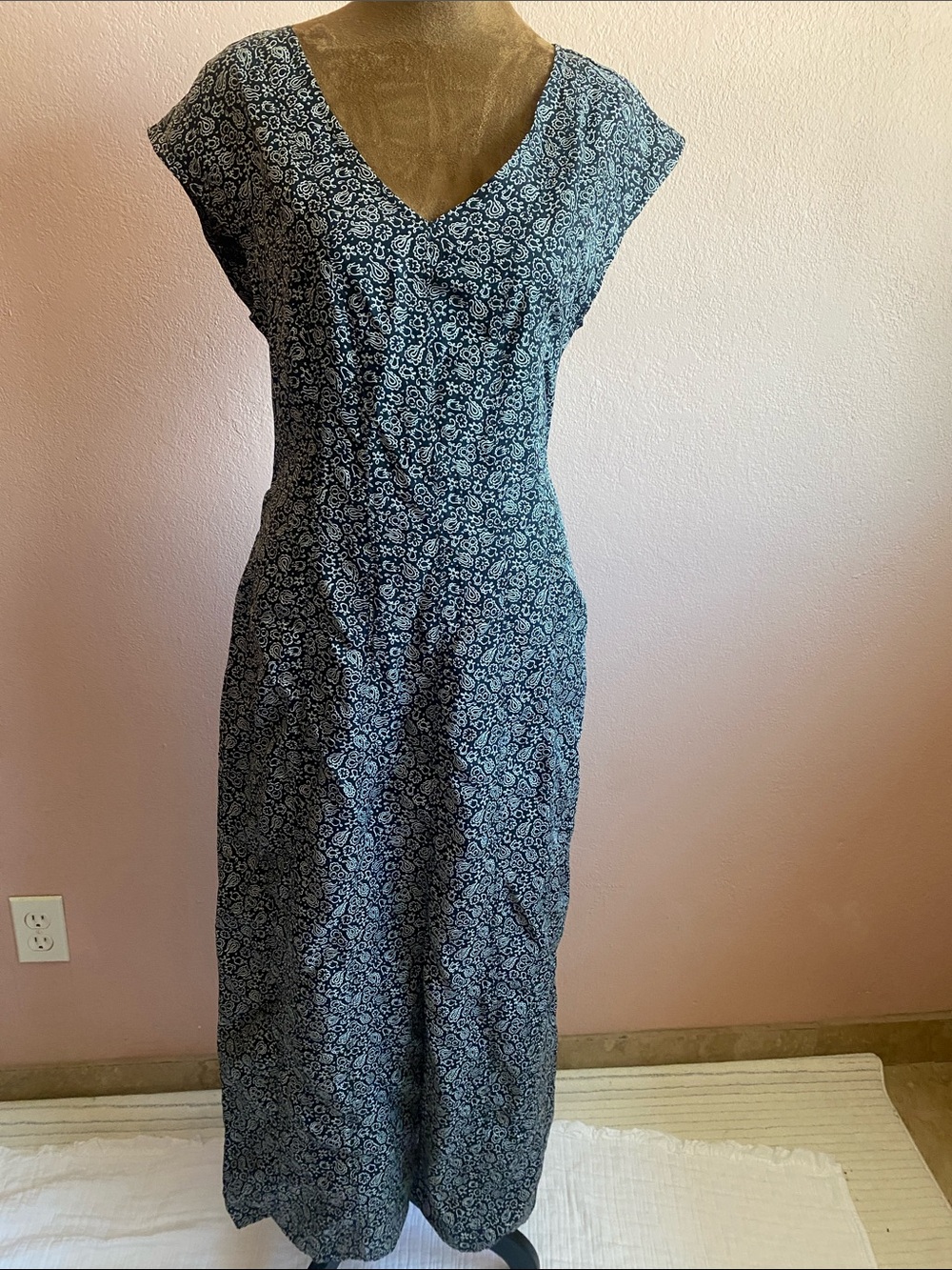 Madewell Black Floral V‑Neck Maxi Dress